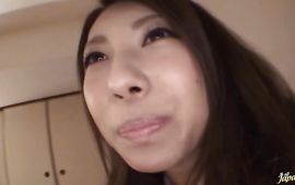 Seductive mature diva drools on a huge meat before being screwed