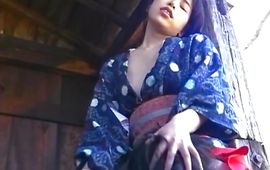Swingeing Reiko Akiyama sucks a chunky dick passionately